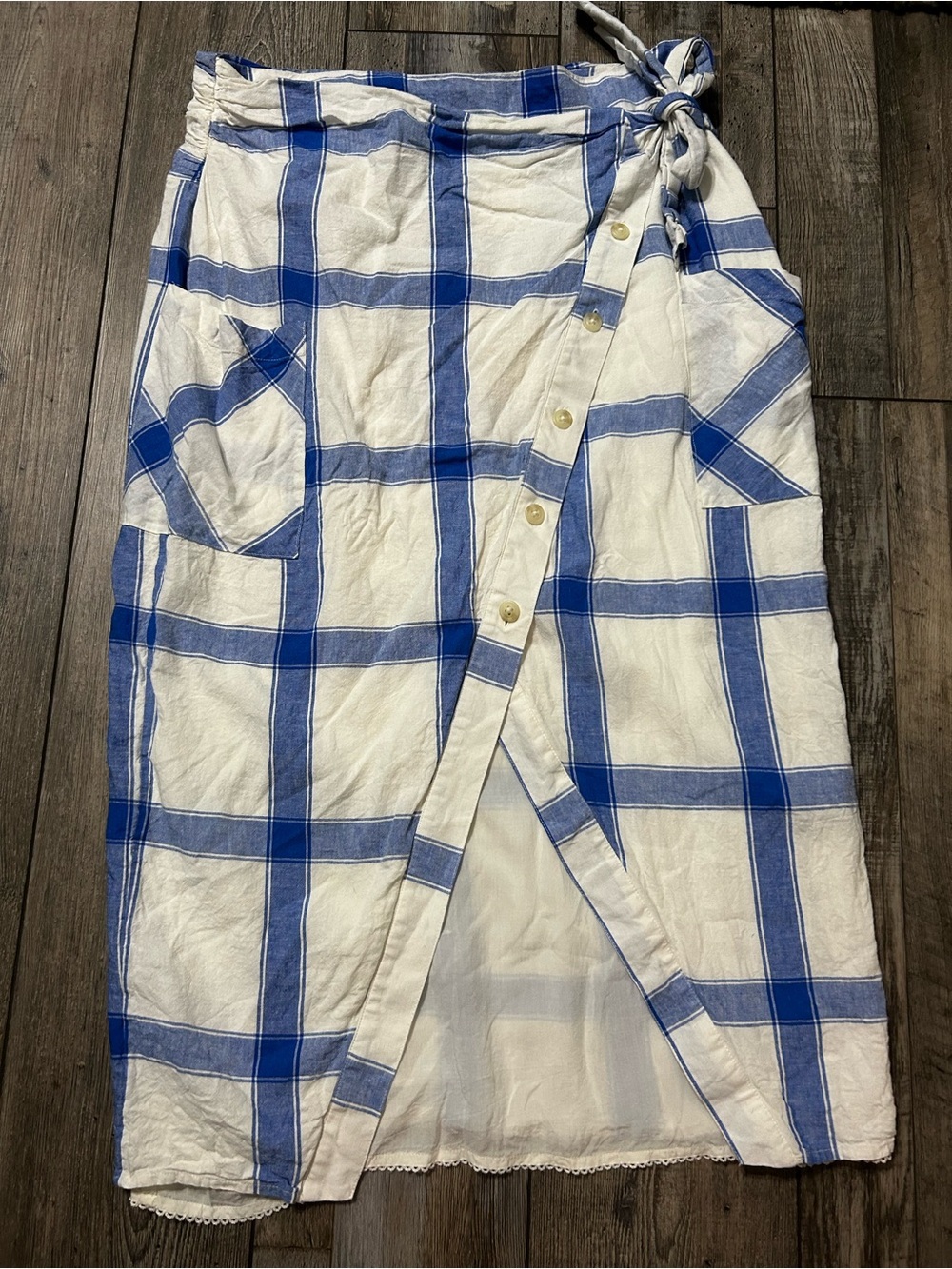 Maeve for Anthropologie linen-blend plaid wrap skirt White & blue zipper bow tie